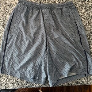 Lululemon- 9” Pace Breaker Short
